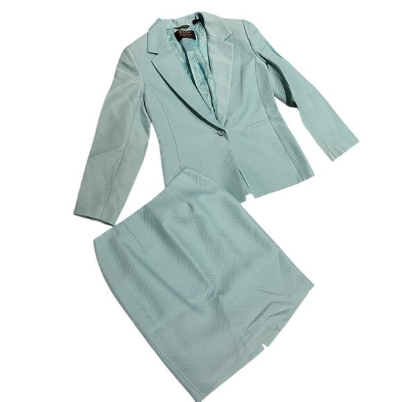 Dana Bachman 8Petite Aqua 2 Piece Suit with Diamond Texture - Picture 1 of 12